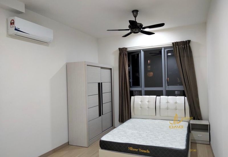 Gravit8 @ Klang South