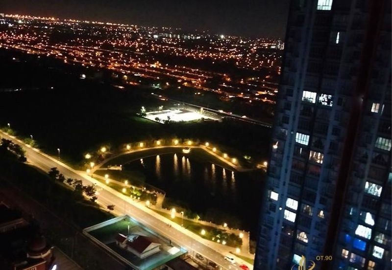 Gravit8 @ Klang South