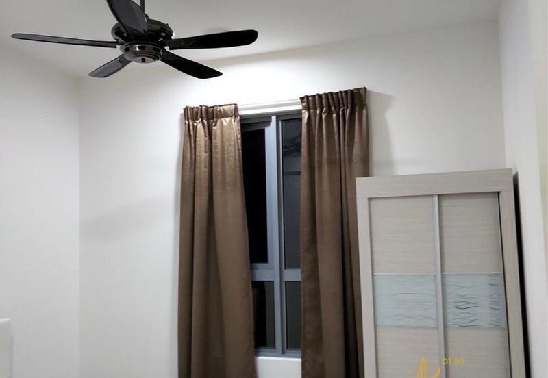 Gravit8 @ Klang South