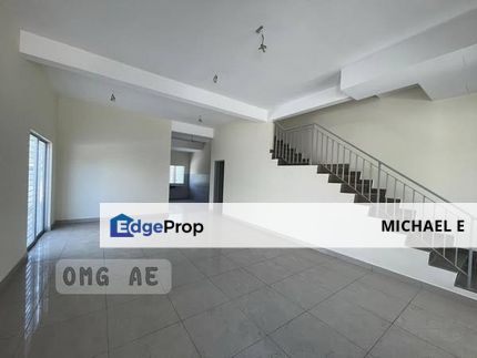 Sungai Kandis Shah Alam Double Storey Endlot Basic Unit Good Condition, Selangor, Shah Alam