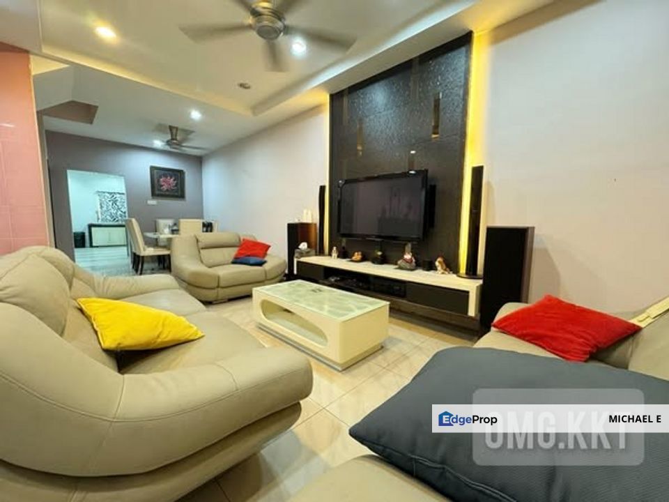 Batu Belah Klang Double Storey Renovated Extended Furnished Move In Condition , Selangor, Klang