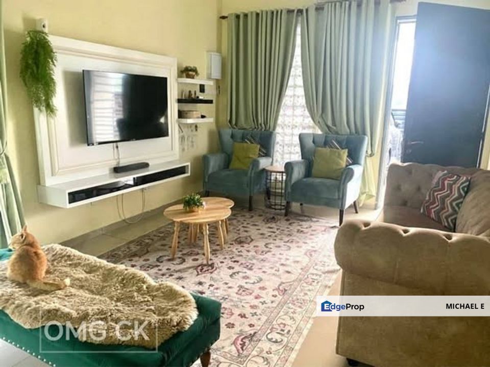 Full 100% Loan Available Bandar Mahkota Banting Single Storey Endlot Renovated Extended, Selangor, Banting