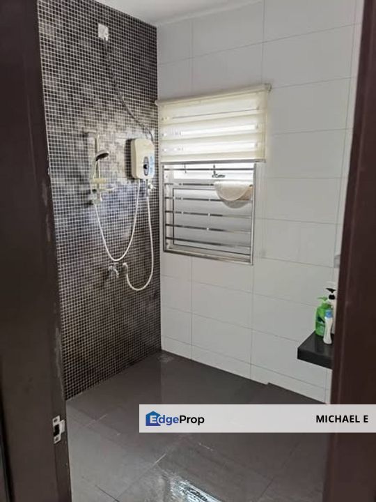 Taman Sri Andalas Klang Double Storey Semi D Renovated Extended Move In COndition, Selangor, Klang