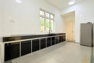 Casa Idaman, Setia Alam