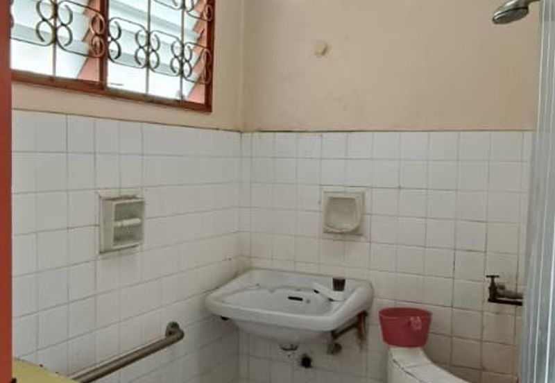 Taman Mulia, Banting