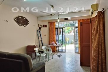 Taman Mulia, Banting