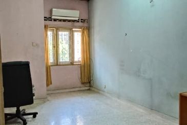 Taman Mulia, Banting