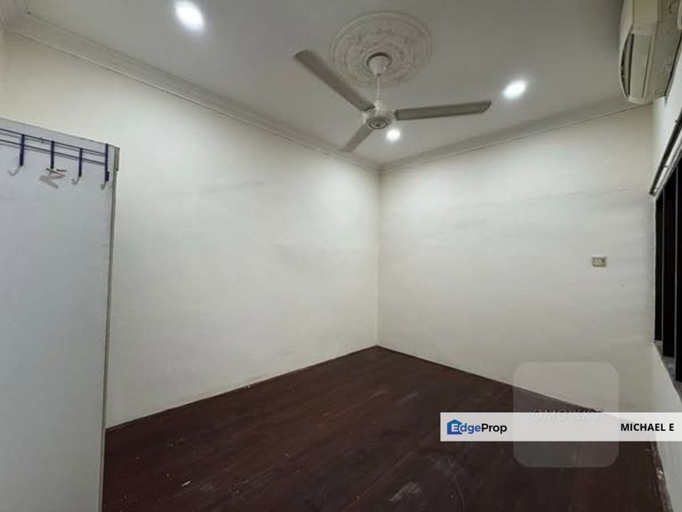 Taman Batu Belah Klang Full Loan Available Single Storey Facing Open Good Condition, Selangor, Klang