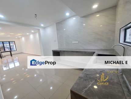 Desa Latania Kampung Jawa Shah Alam Double Storey Renovated Move In Condition, Selangor, Shah Alam