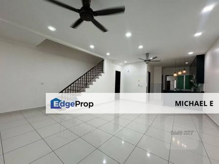 Kota Bayuemas Klang Double Storey Renovated Extended Facing No House Move In Condition, Selangor, Klang