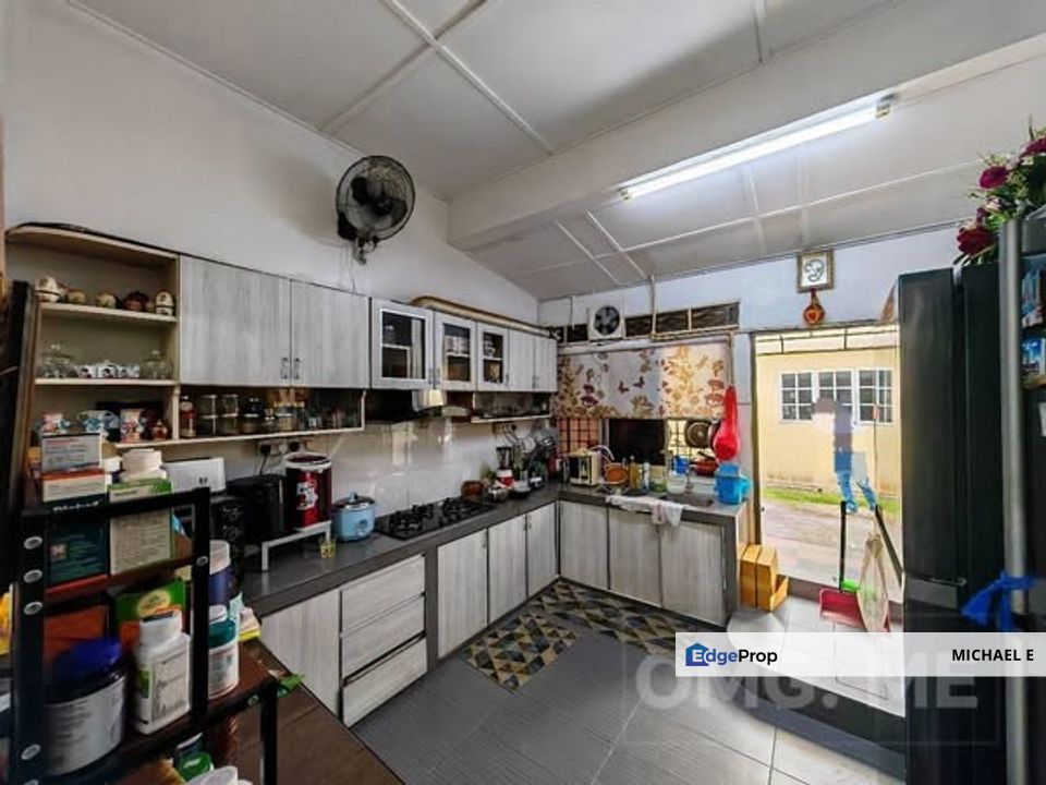 Taman Maznah Klang Kampung Jawa Single Storey Fully Renovated Extended Move In Condition, Selangor, Klang