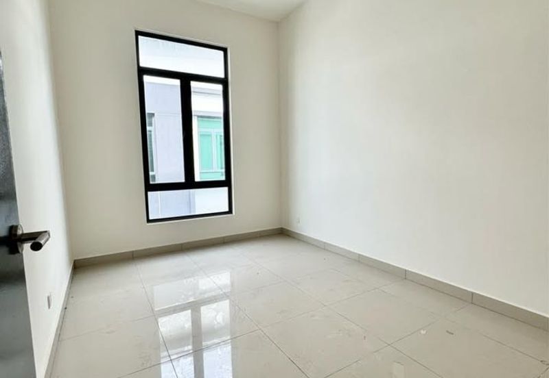 Canary Garden @Bandar Bestari