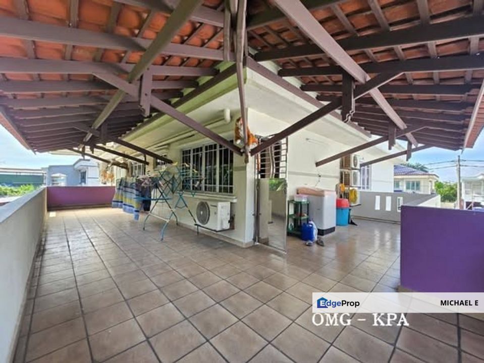 Taman Batu Belah Klang Double Storey Semi D Renovated Extended Move In Condition, Selangor, Klang