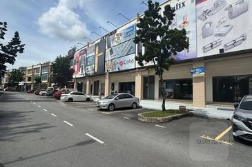 Pusat Komersial Seksyen 7