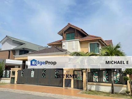 Aman Perdana Klang Double Storey Bungalow Renovated Extended Furnished Move In Condition Facing South, Selangor, Klang
