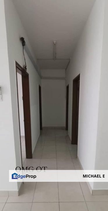 Azaria Apartment Bandar Parklands Ground Floor Full Loan Available Basic Unit, Selangor, Klang