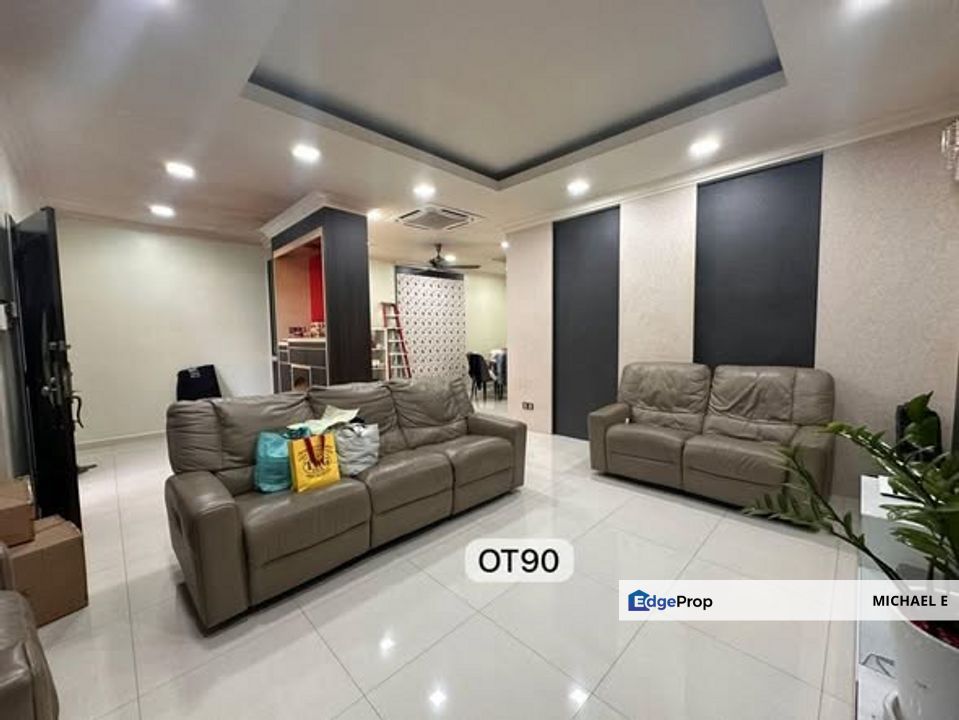 Taman Batu Belah Klang 2.5 Storey Superlink Renovated Extended Move In Condition, Selangor, Klang