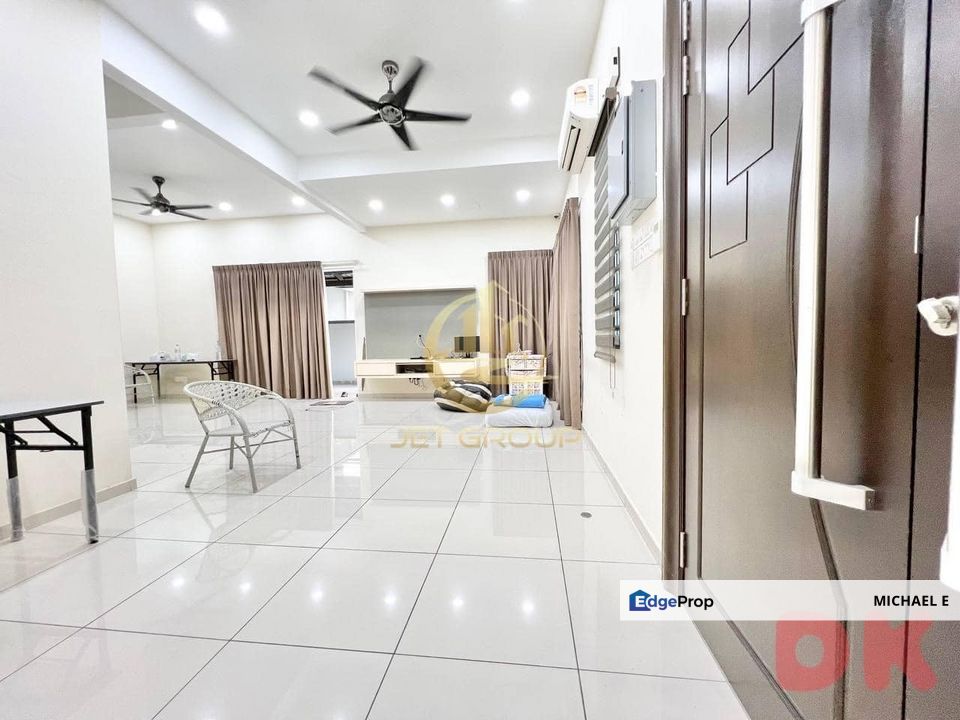 Batu Belah Klang Double Storey Semi-D Cluster Renovated Extended Move ...