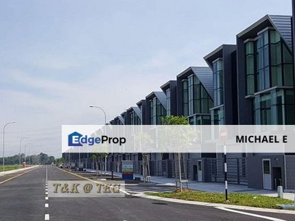 Nouvelle Industrial Park Klang Meru Double Storey Link Factory Guarded Best Buy, Selangor, Klang