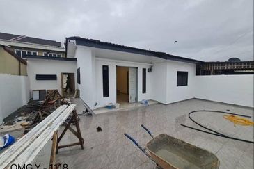 Taman Tepi Sungai ( Taman Teluk Pulai Indah )