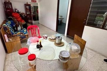 Taman Tepi Sungai ( Taman Teluk Pulai Indah )