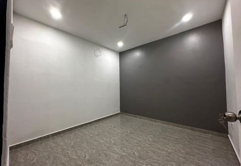 Taman Tepi Sungai ( Taman Teluk Pulai Indah )