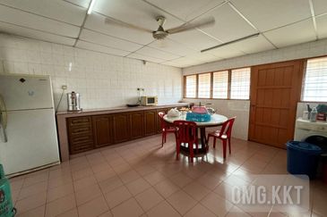 Port Klang (Pelabuhan Klang)