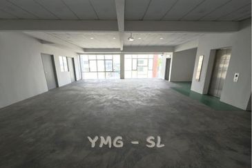 Jalan Bukit Kemuning