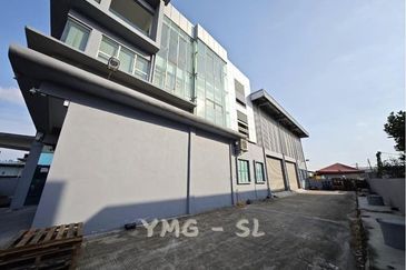 Jalan Bukit Kemuning