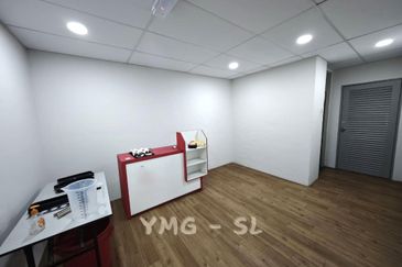 Jalan Bukit Kemuning