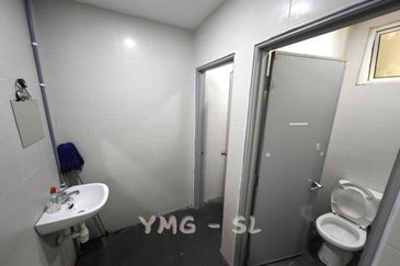 Jalan Bukit Kemuning