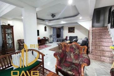 Taman Makmur, Telok Panglima Garang