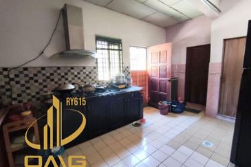 Taman Makmur, Telok Panglima Garang