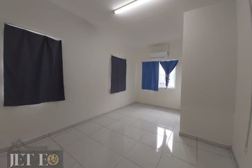 Taman Jenjarom Permai