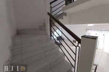 Taman Jenjarom Permai