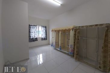 Taman Jenjarom Permai