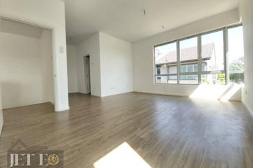 Arahsia Residences, Tropicana Aman