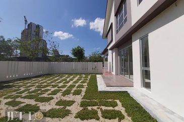 Arahsia Residences, Tropicana Aman