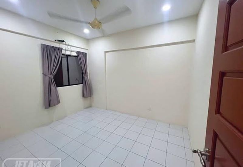 Vista Bayu Apartment, Taman Bayu Perdana