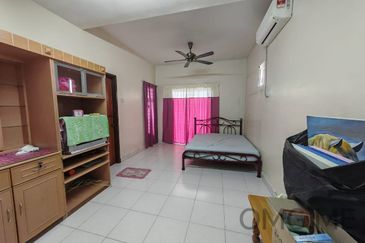 Taman Gembira, Jenjarom