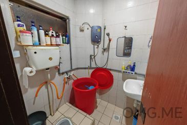 Taman Gembira, Jenjarom