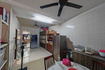 Taman Gembira, Jenjarom