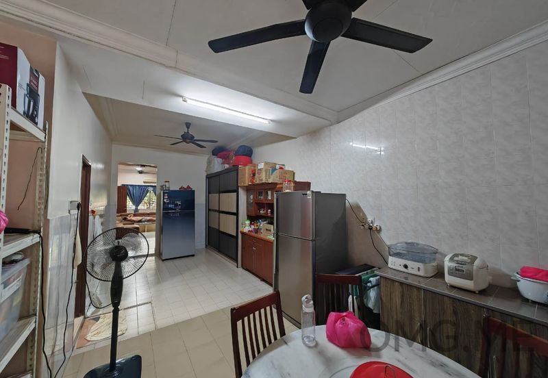 Taman Gembira, Jenjarom