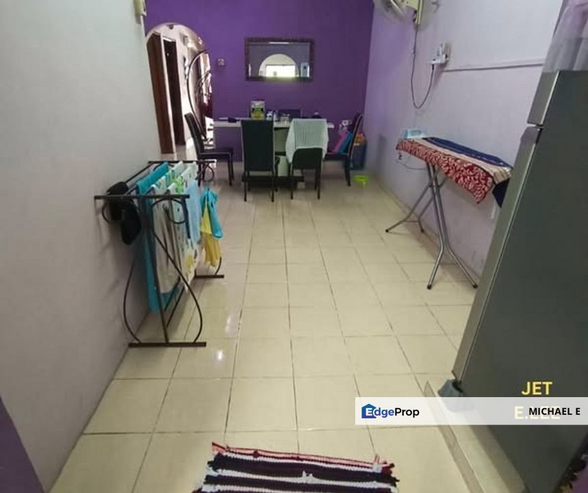 Full Loan Taman Maznah Klang Single Storey Basic Good Condition Best Buy Value, Selangor, Klang