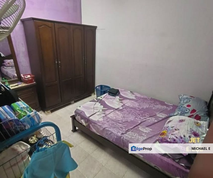 Full Loan Taman Maznah Klang Single Storey Basic Good Condition Best Buy Value, Selangor, Klang