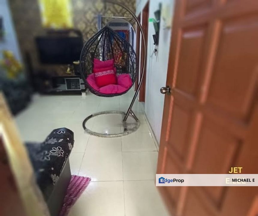 Full Loan Taman Maznah Klang Single Storey Basic Good Condition Best Buy Value, Selangor, Klang