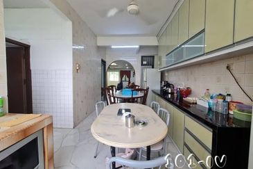 Port Klang (Pelabuhan Klang)