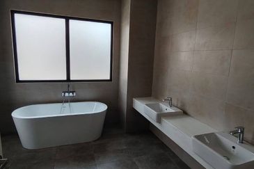 Freesia Residences @ Tropicana Aman