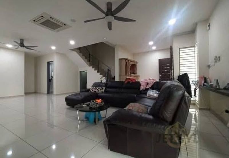 Taman Jenjarom Permai