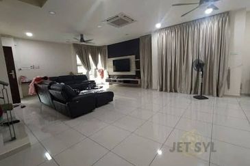 Taman Jenjarom Permai